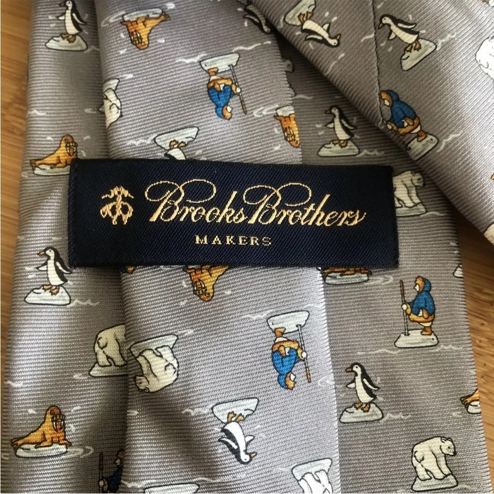 Brooks Brothers Polar Bear Penguin Walrus Silk Tie Mens Gray Black Blue USA